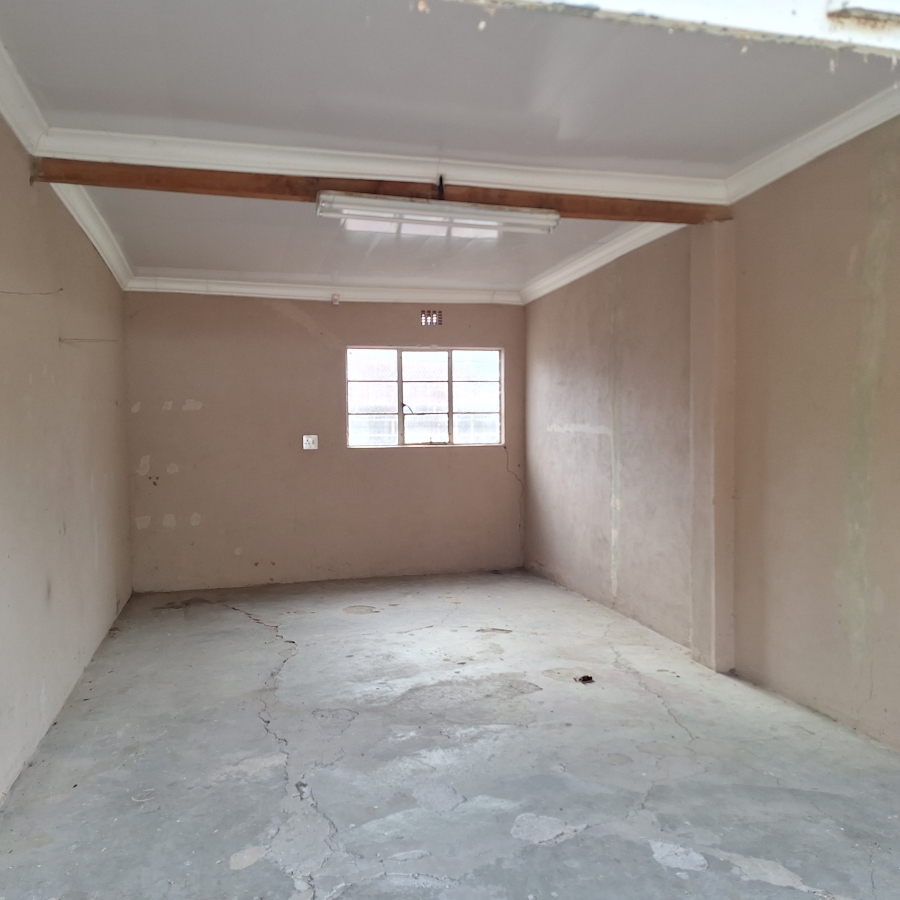 3 Bedroom Property for Sale in Metsimaholo Free State